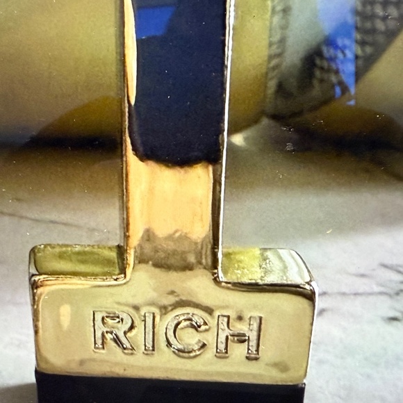 Jessica Rich White and Gold Heels - Picture 9 of 16